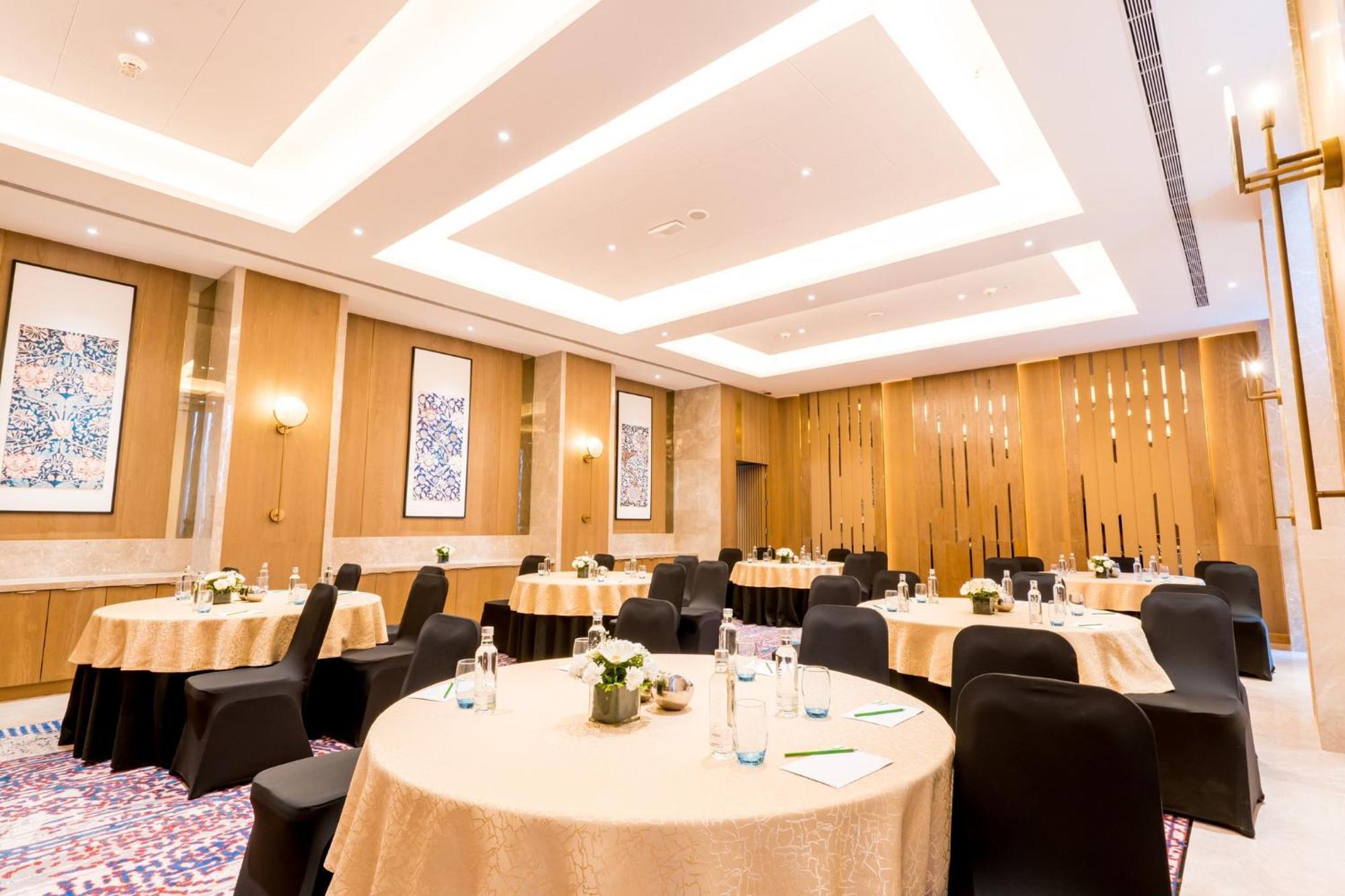 Holiday Inn Lucknow Airport By Ihg Zewnętrze zdjęcie