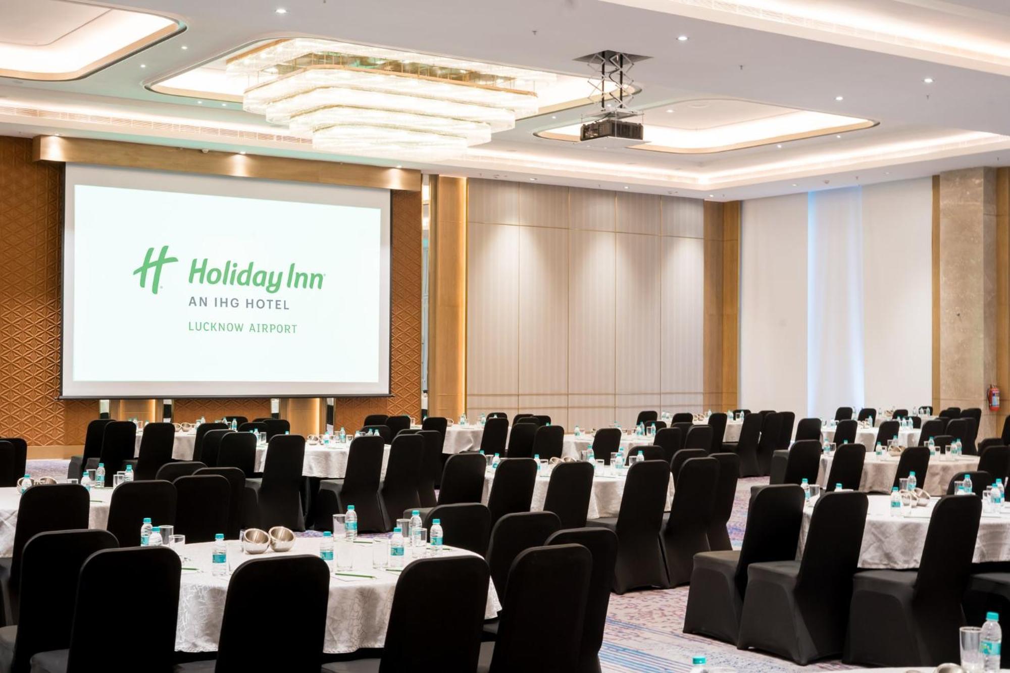 Holiday Inn Lucknow Airport By Ihg Zewnętrze zdjęcie